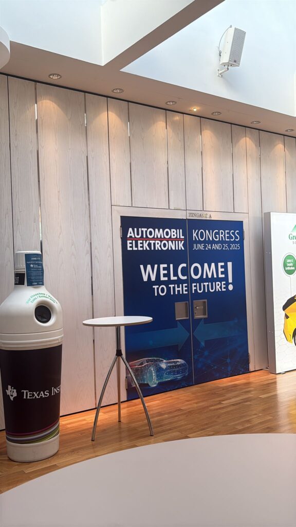 Texas Instruments Hydration-Sponsoring: Pfandbox von Spende Dein Pfand am Eingang des Automobil Elektronik Kongress